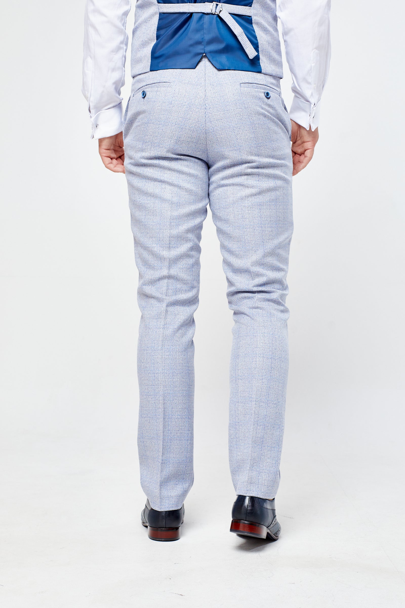Caridi Sky Short Check Three Piece Suit