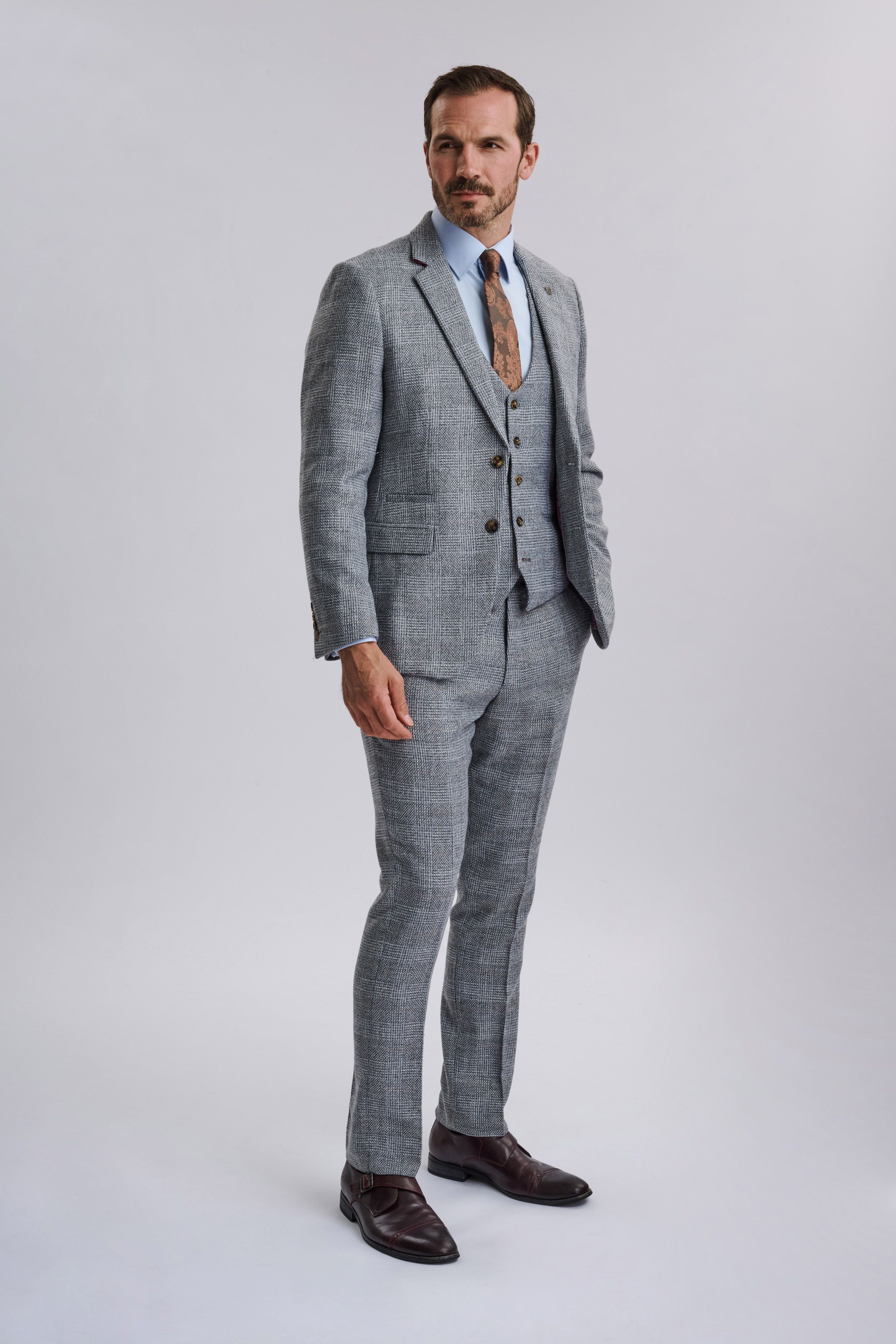Kris - Silver Grey Tweed Three Piece Suit