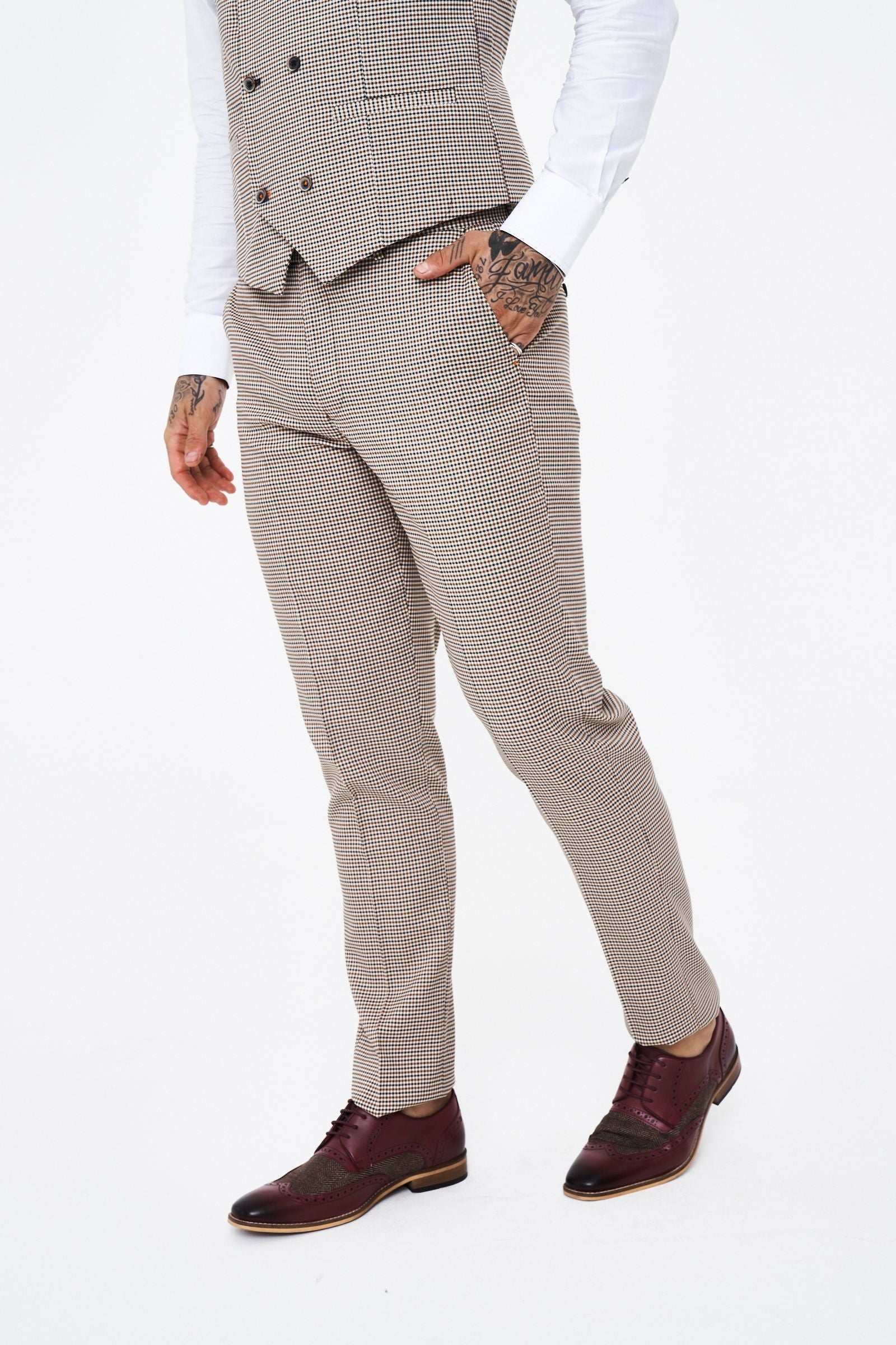 House of Cavani Elwood Houndstooth Skinny Three Piece Suit