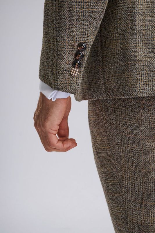 Kris - Tan Tweed Three Piece Suit