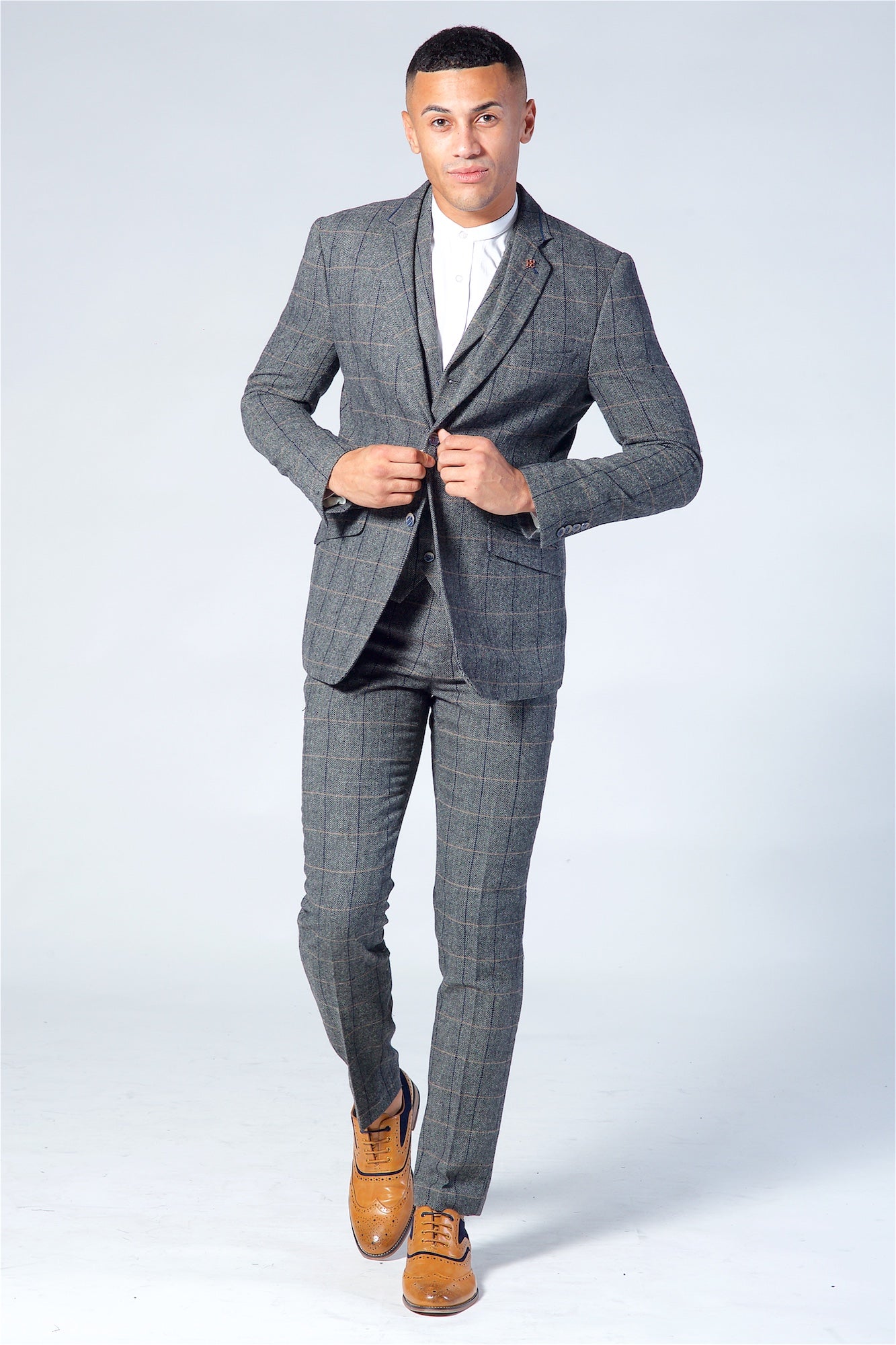 Cavani Albert Grey Tweed Three Piece Suit