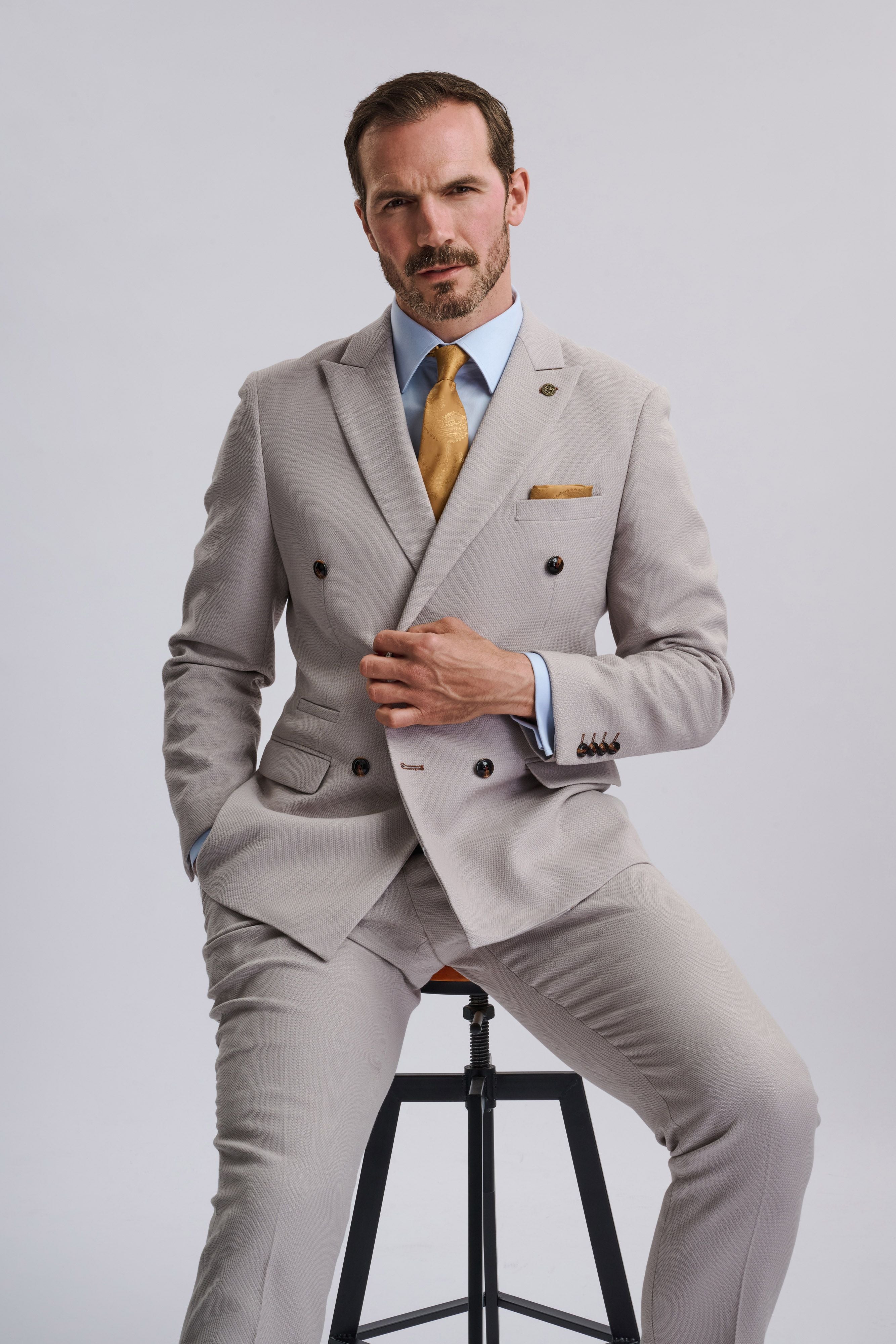 HM5 - Stone Double-Breasted Two Piece Suit