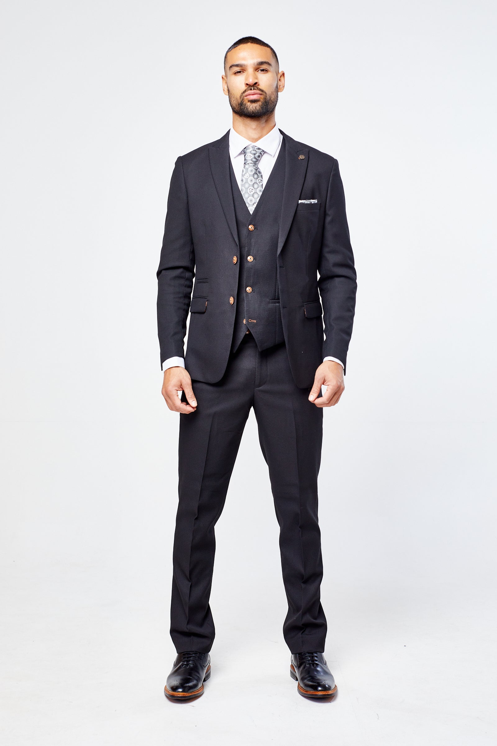 Max - Black Three Piece Suit with Contrast Buttons