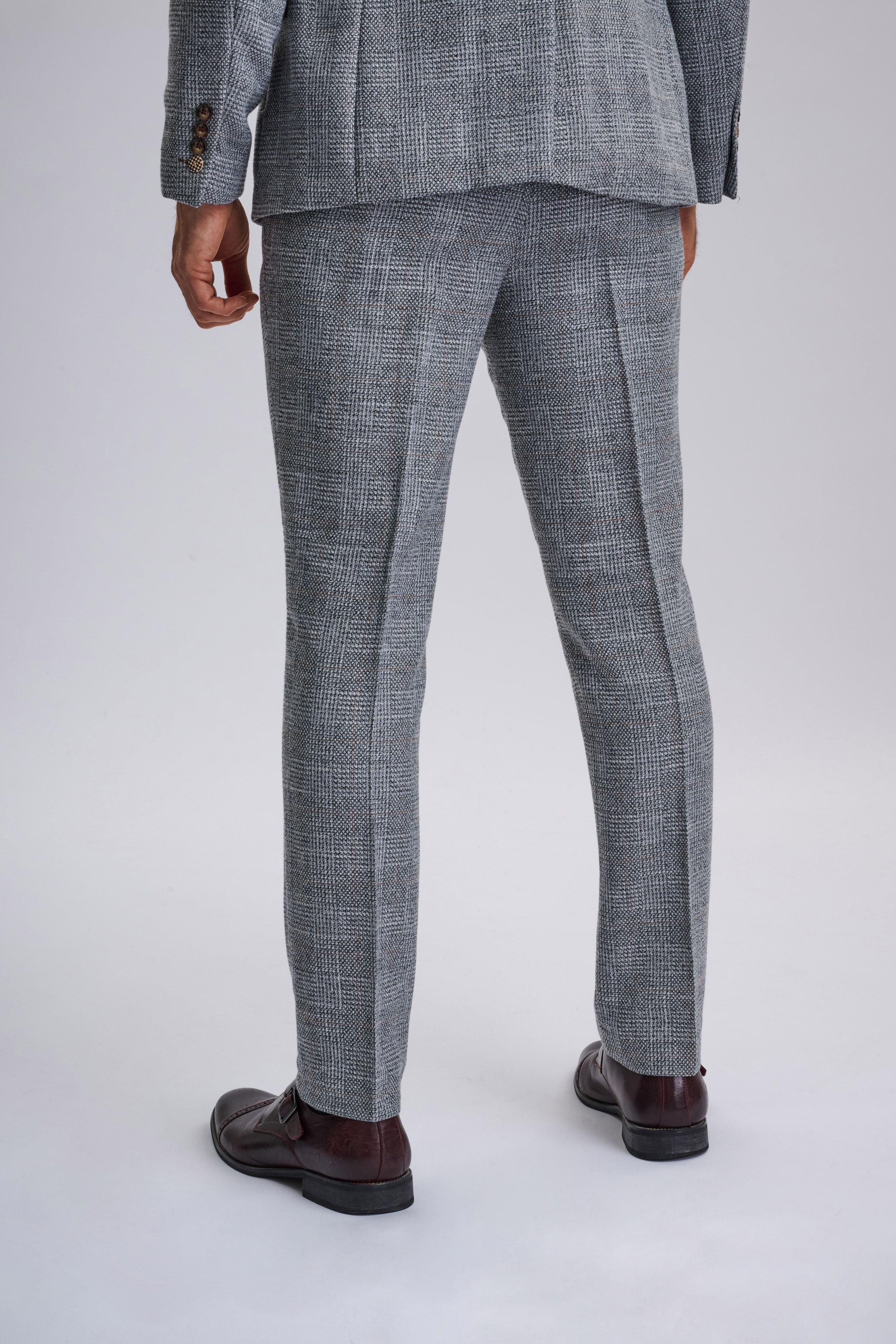 Kris - Silver Grey Tweed Three Piece Suit