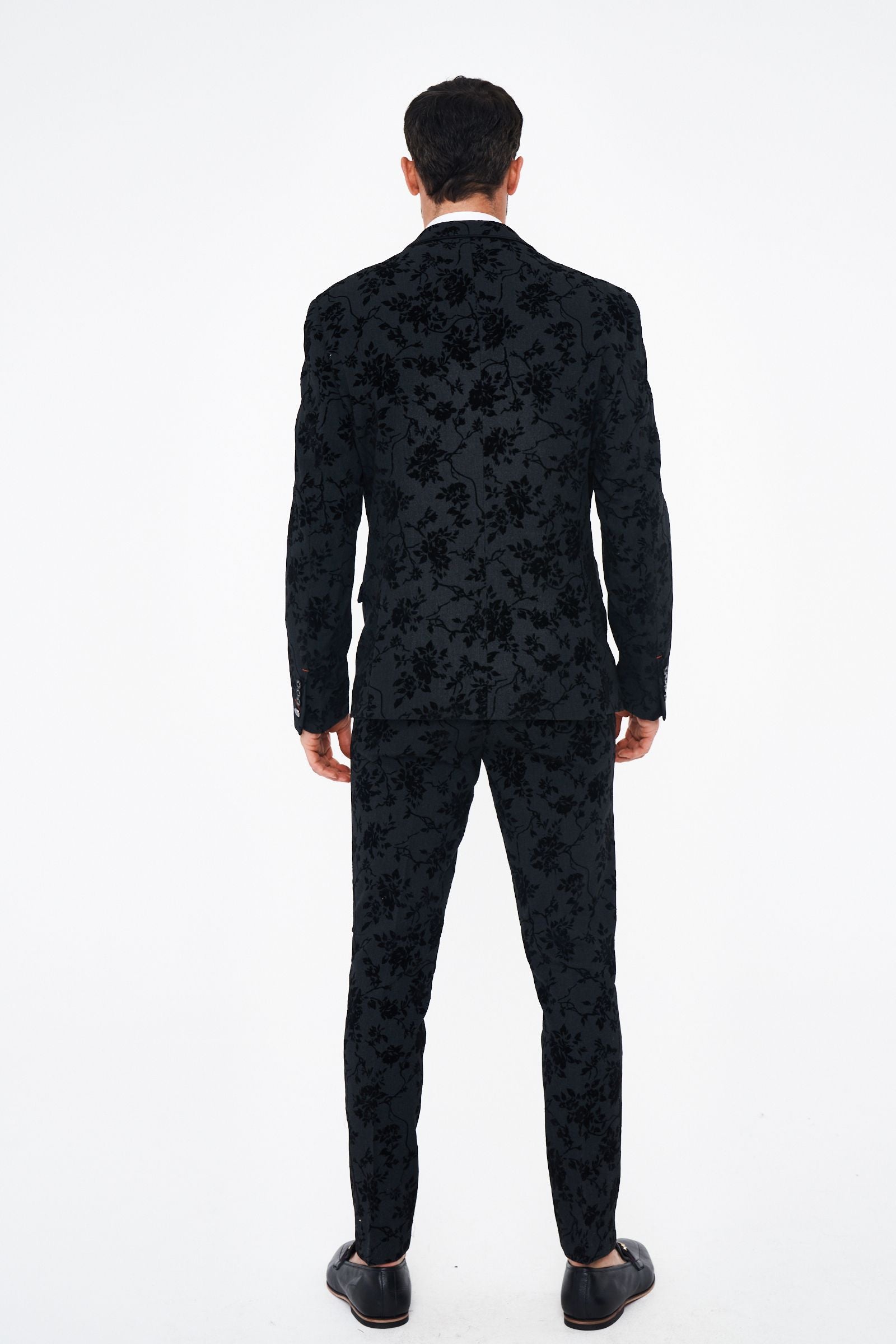 House of Cavani Georgi Floral Three Piece Suit